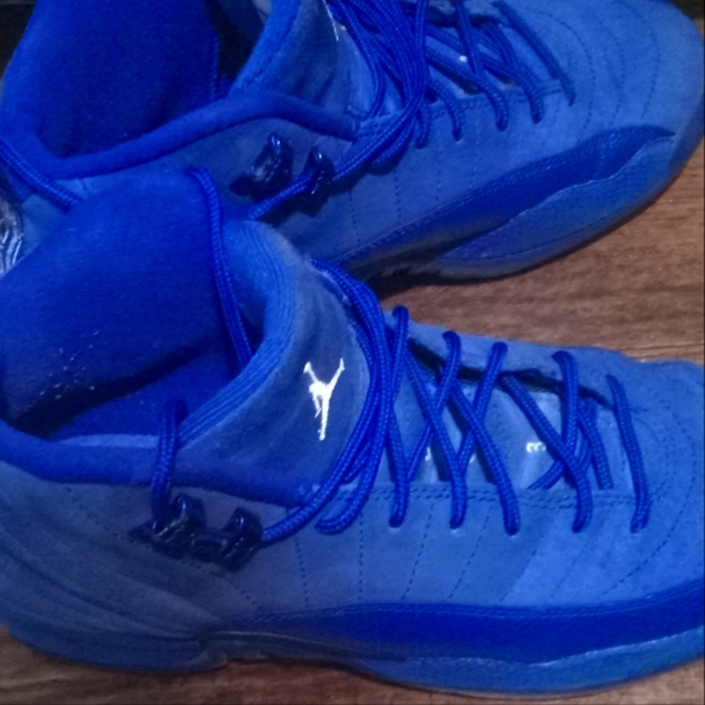 Jordan's, size 6.5y, blue, slightly worn but in good condition, no marks, smells